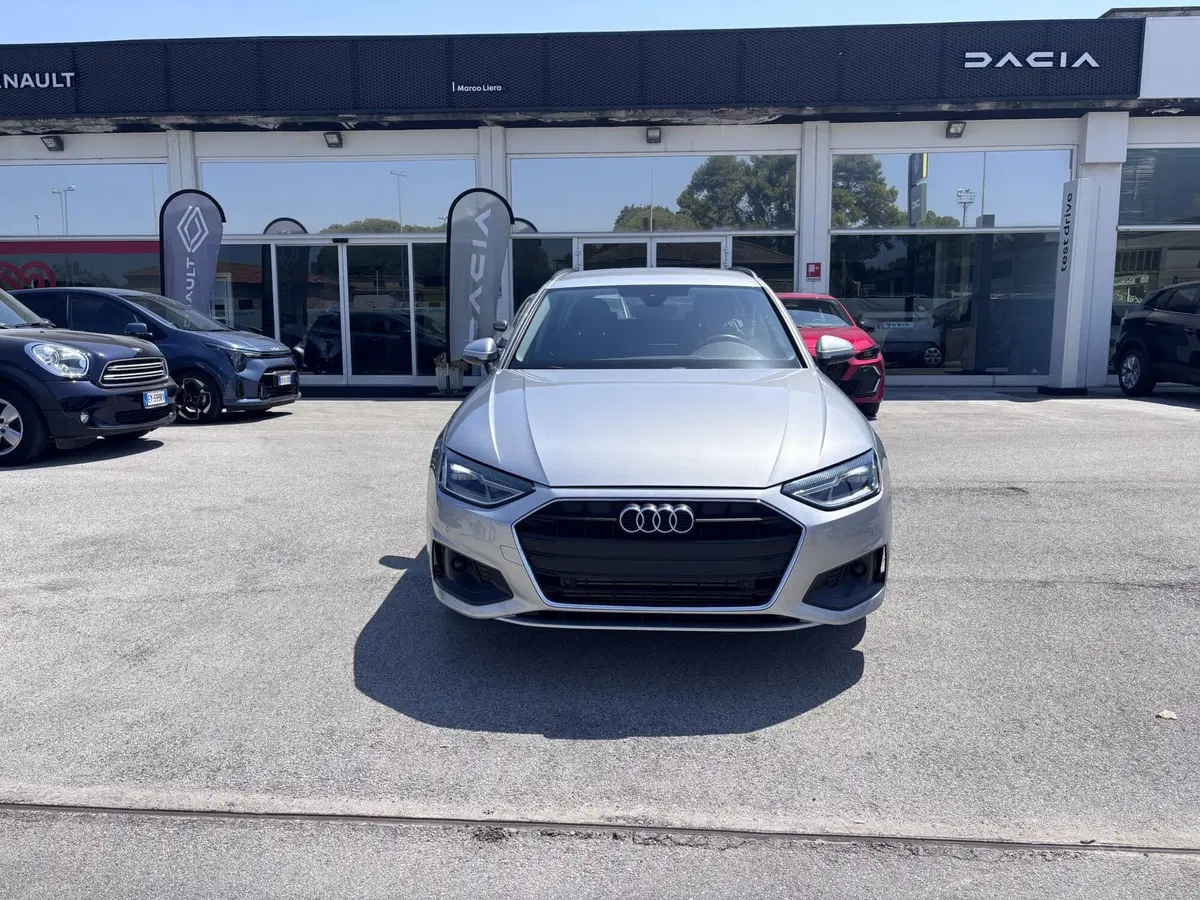 Audi A4 Avant usata a Ancona (2)
