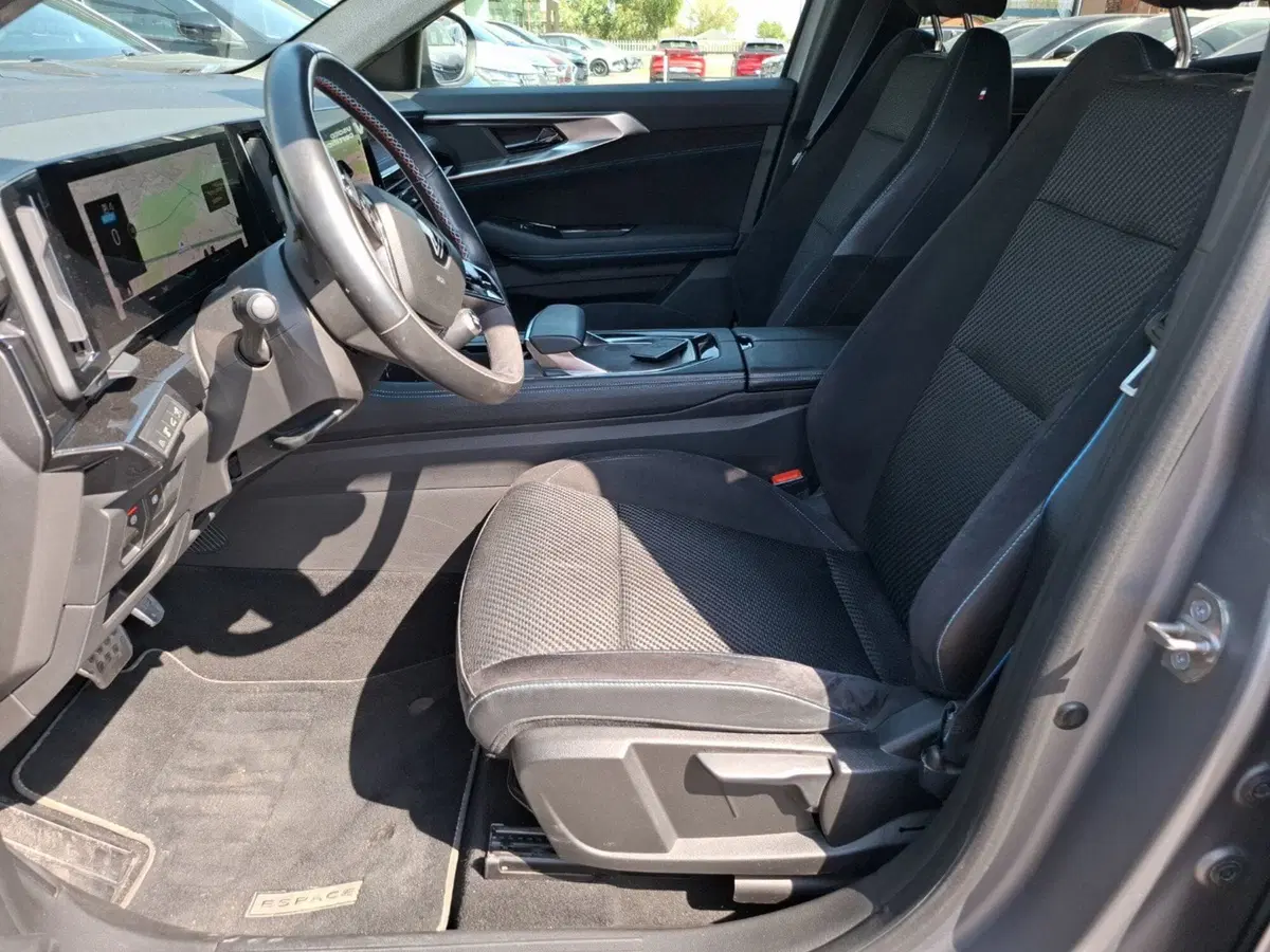 Renault Espace usata a Latina (18)
