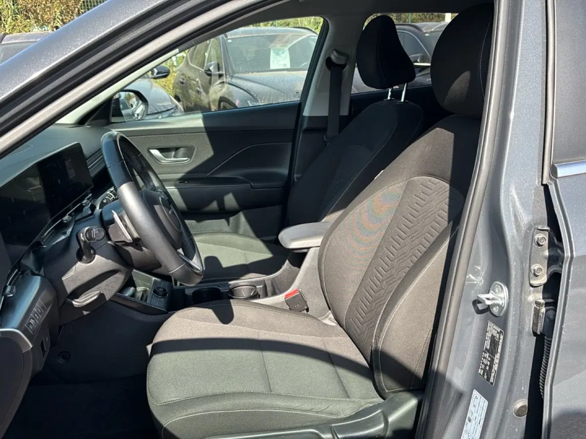 Hyundai Kona usata a Roma (14)
