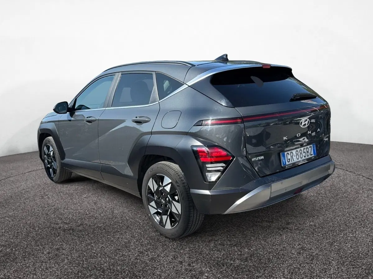 Hyundai Kona usata a Roma (4)