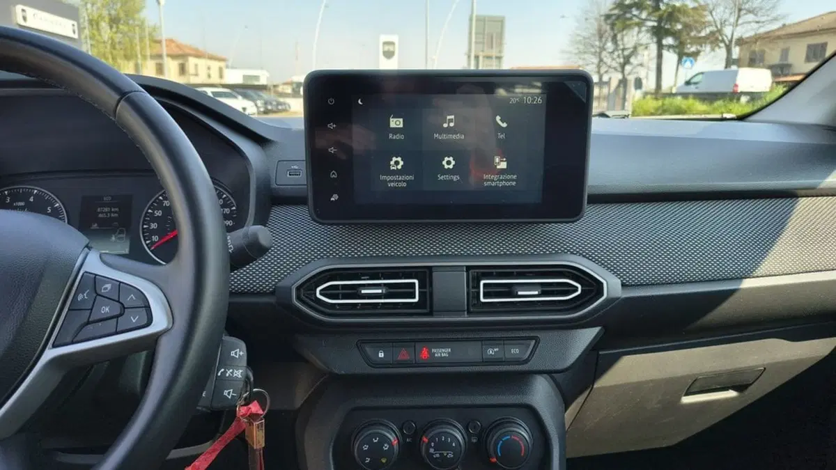 Dacia Sandero usata a Padova (11)