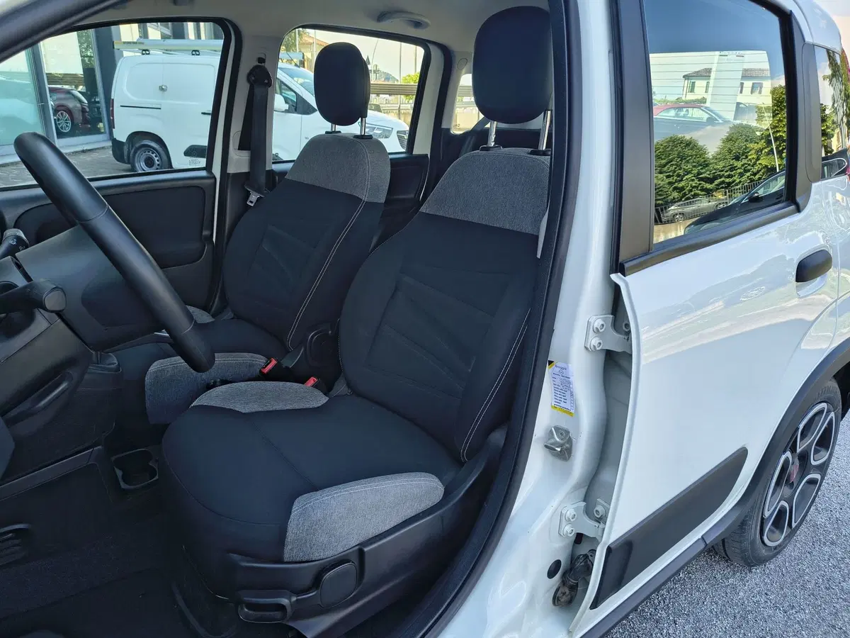 Fiat Panda Cross usata a Padova (12)
