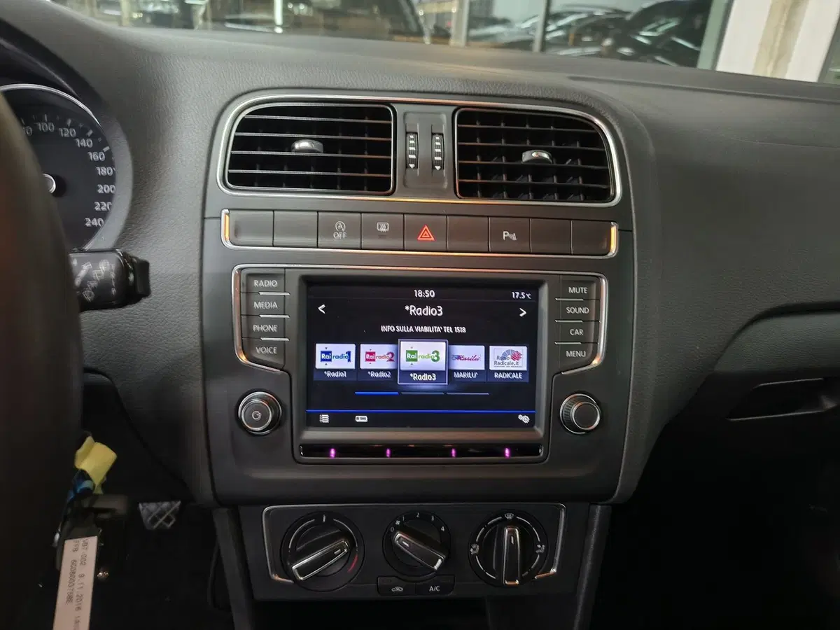 Volkswagen Polo usata a Padova (9)
