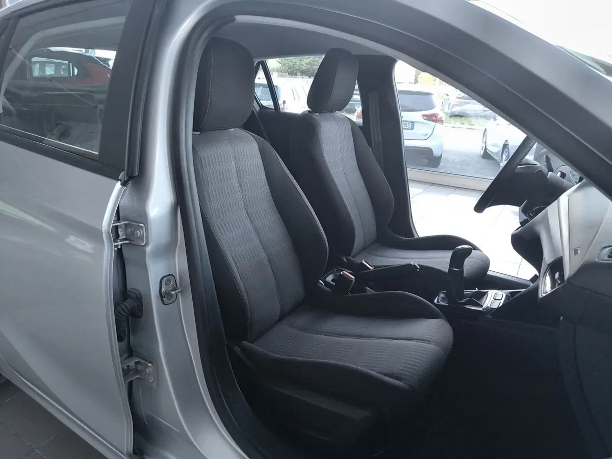 Opel Corsa usata a Padova (13)