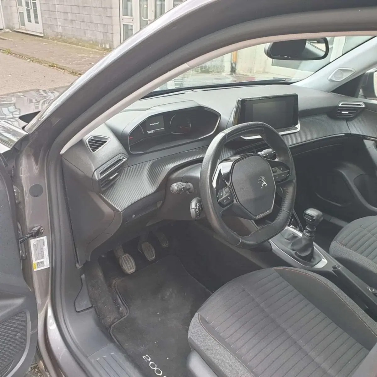 Peugeot 2008 usata a Padova (10)