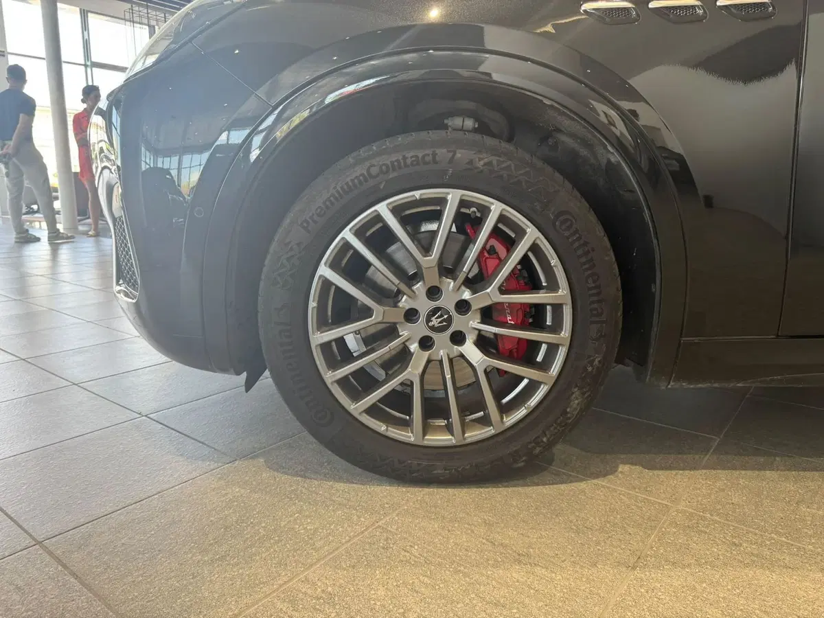 Maserati Grecale usata a Firenze (10)