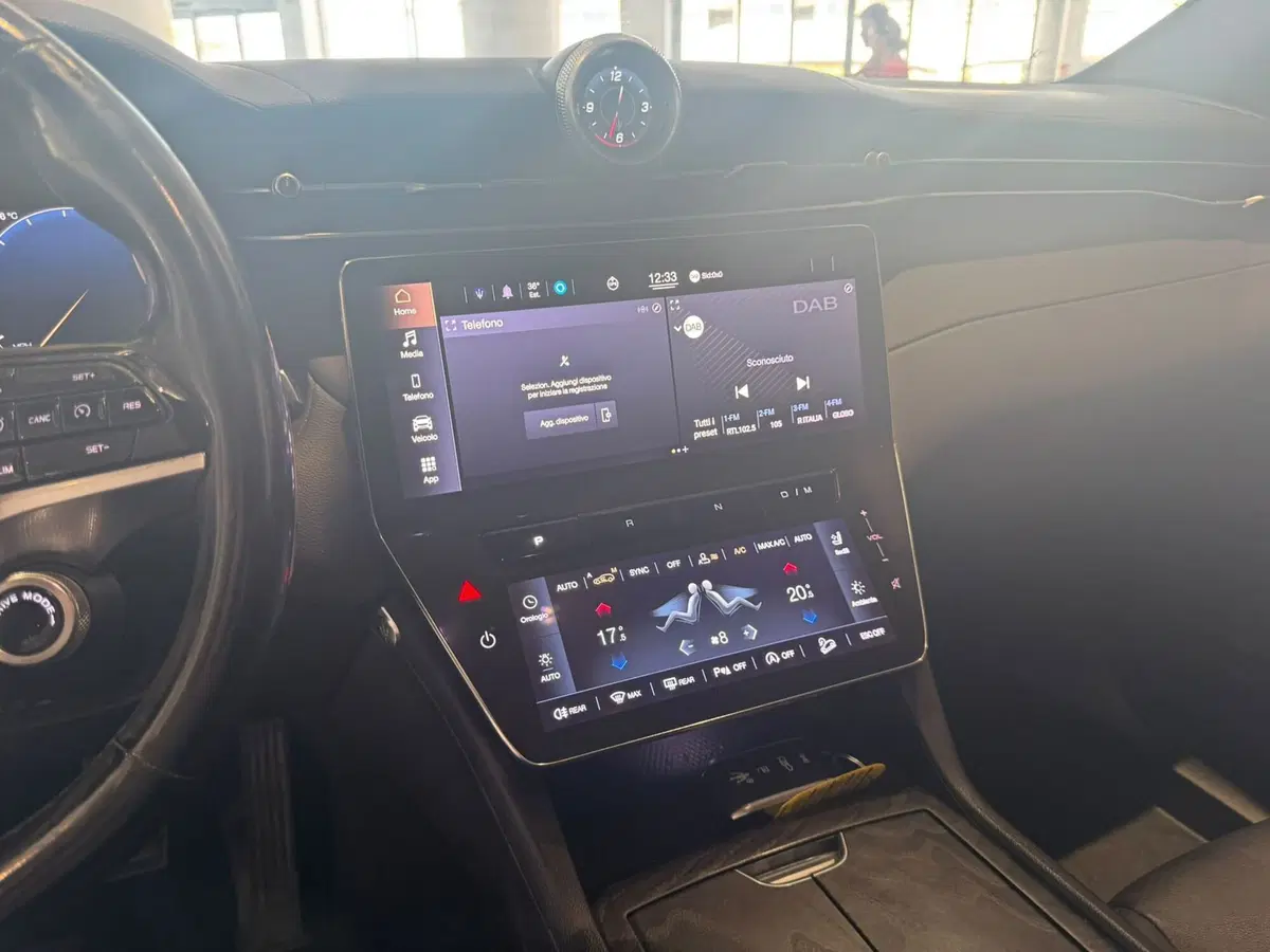 Maserati Grecale usata a Firenze (18)