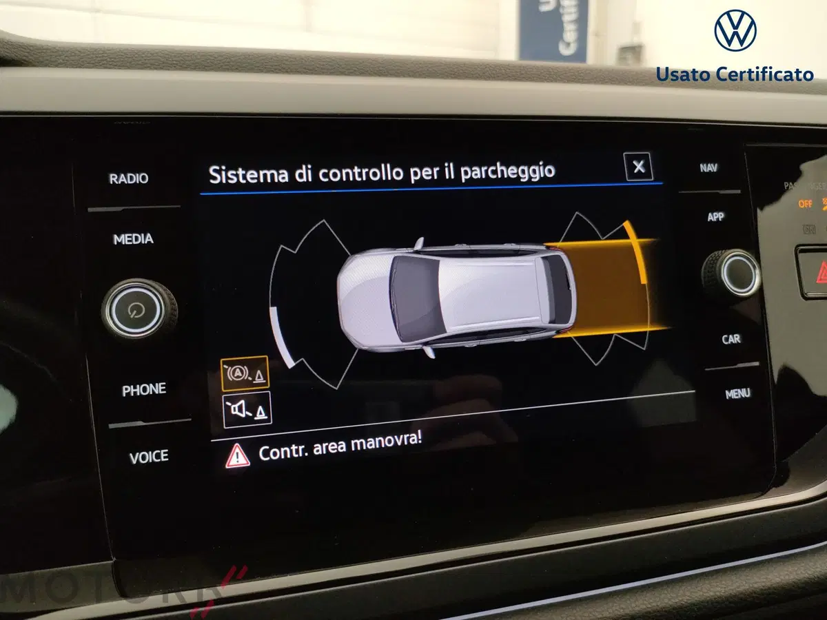 Volkswagen Taigo usata a Varese (16)