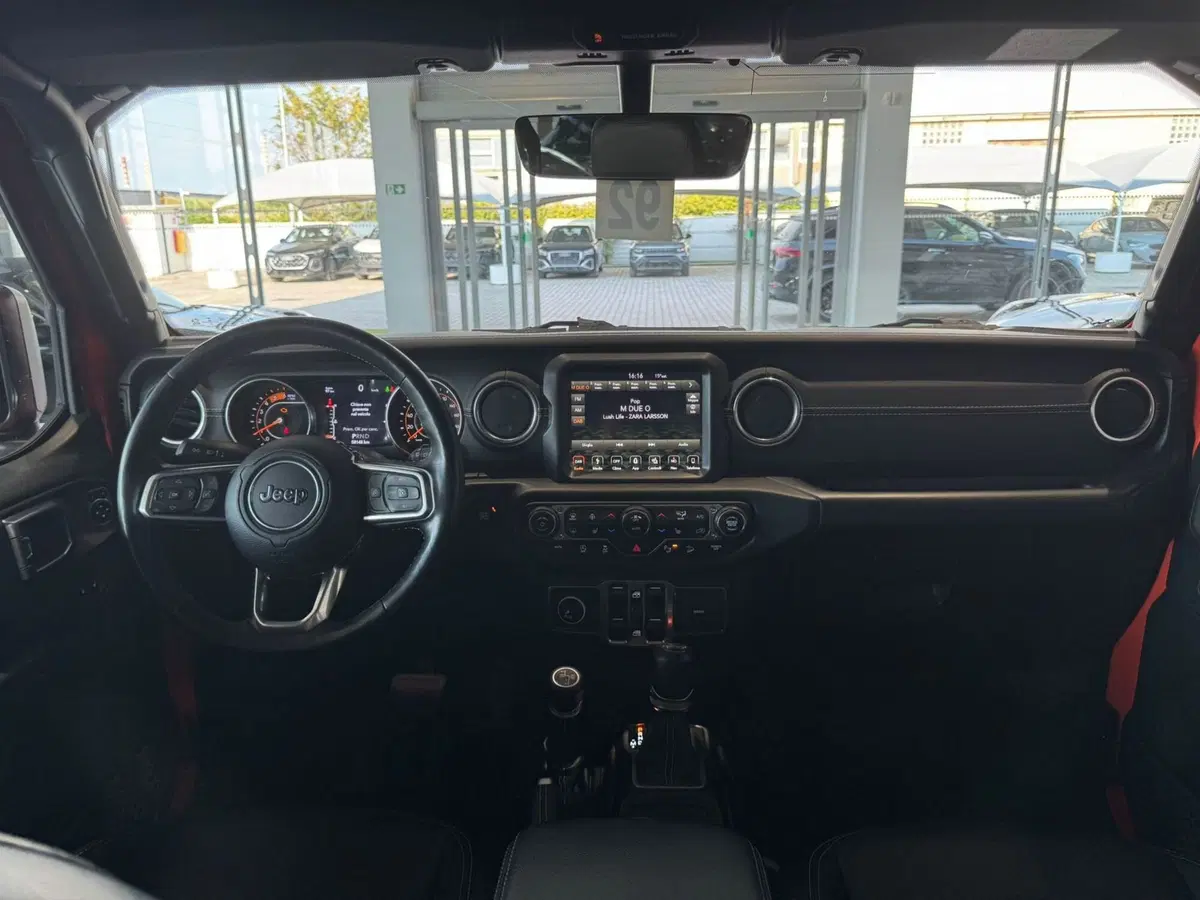 Jeep Wrangler usata a Firenze (14)