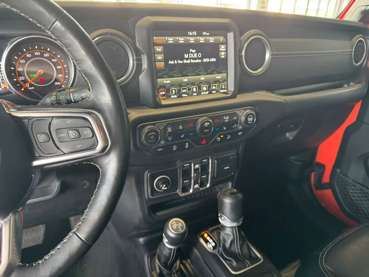 Jeep Wrangler usata a Firenze (20)