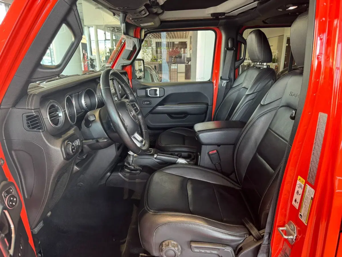 Jeep Wrangler usata a Firenze (9)