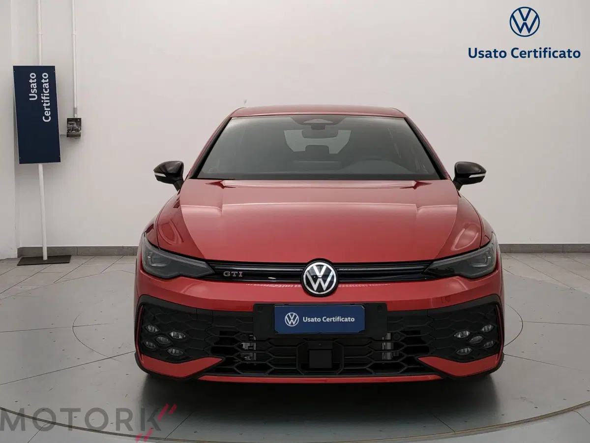 Volkswagen Golf nuova a Varese (2)