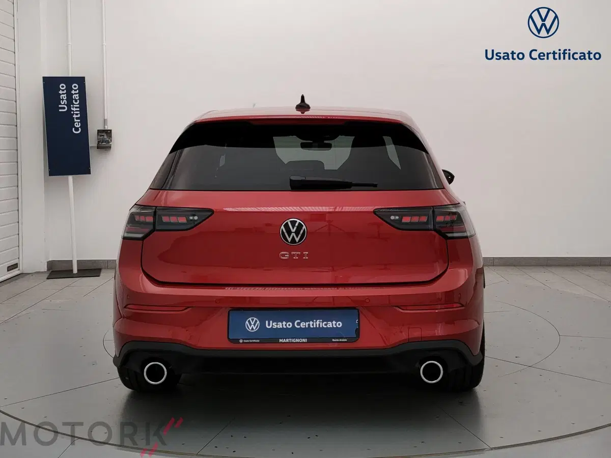 Volkswagen Golf nuova a Varese (4)