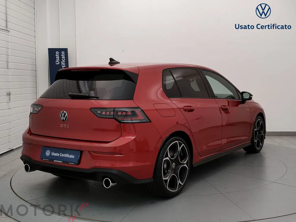 Volkswagen Golf nuova a Varese (5)