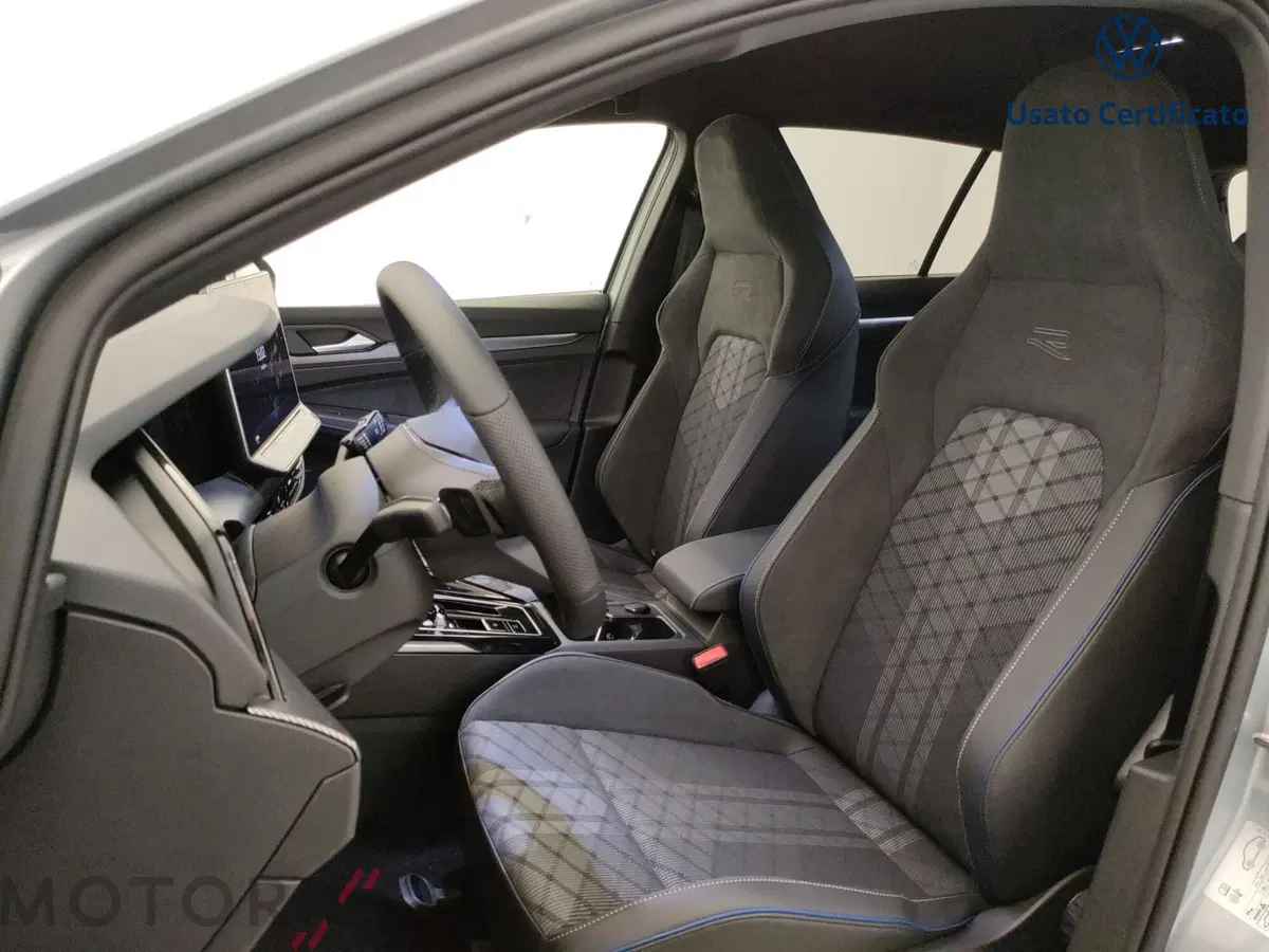 Volkswagen Golf nuova a Varese (10)