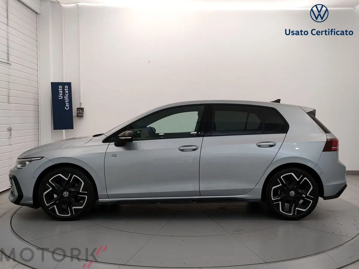 Volkswagen Golf nuova a Varese (3)
