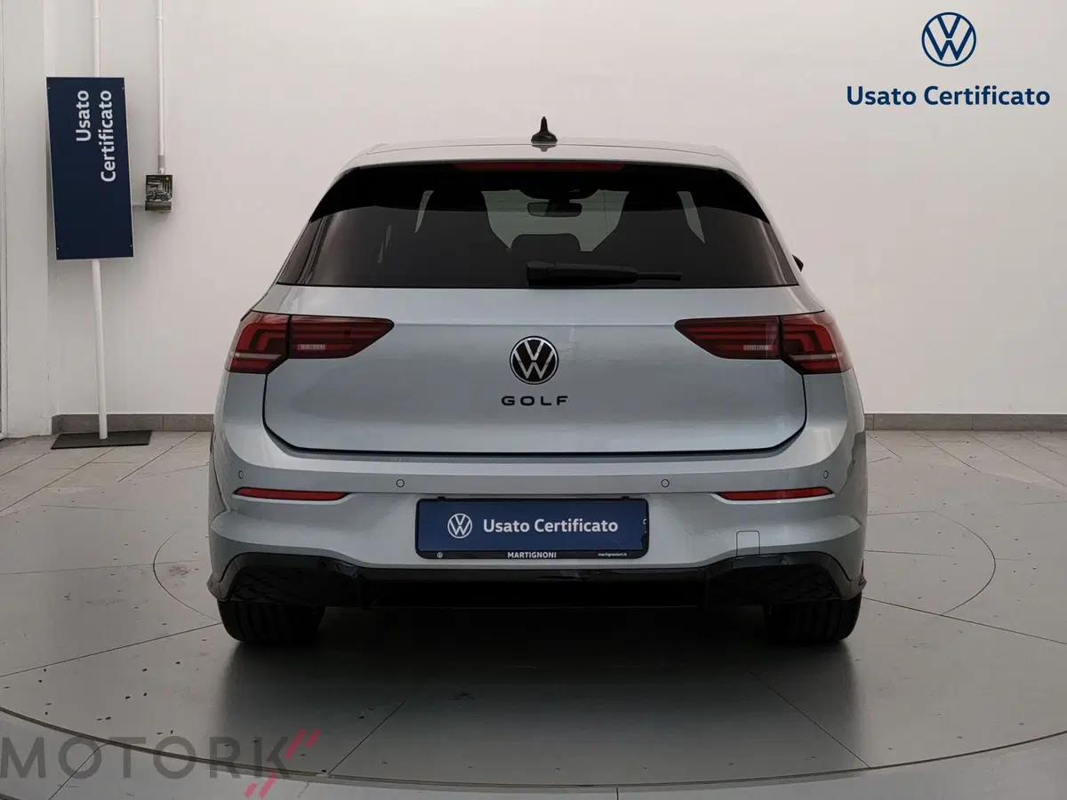 Volkswagen Golf nuova a Varese (4)