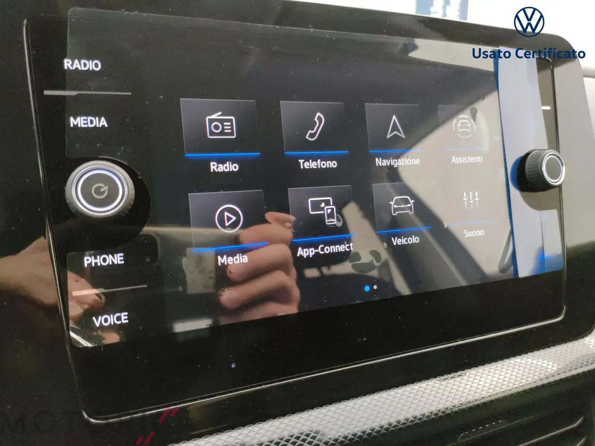 Volkswagen T-Cross nuova a Varese (13)