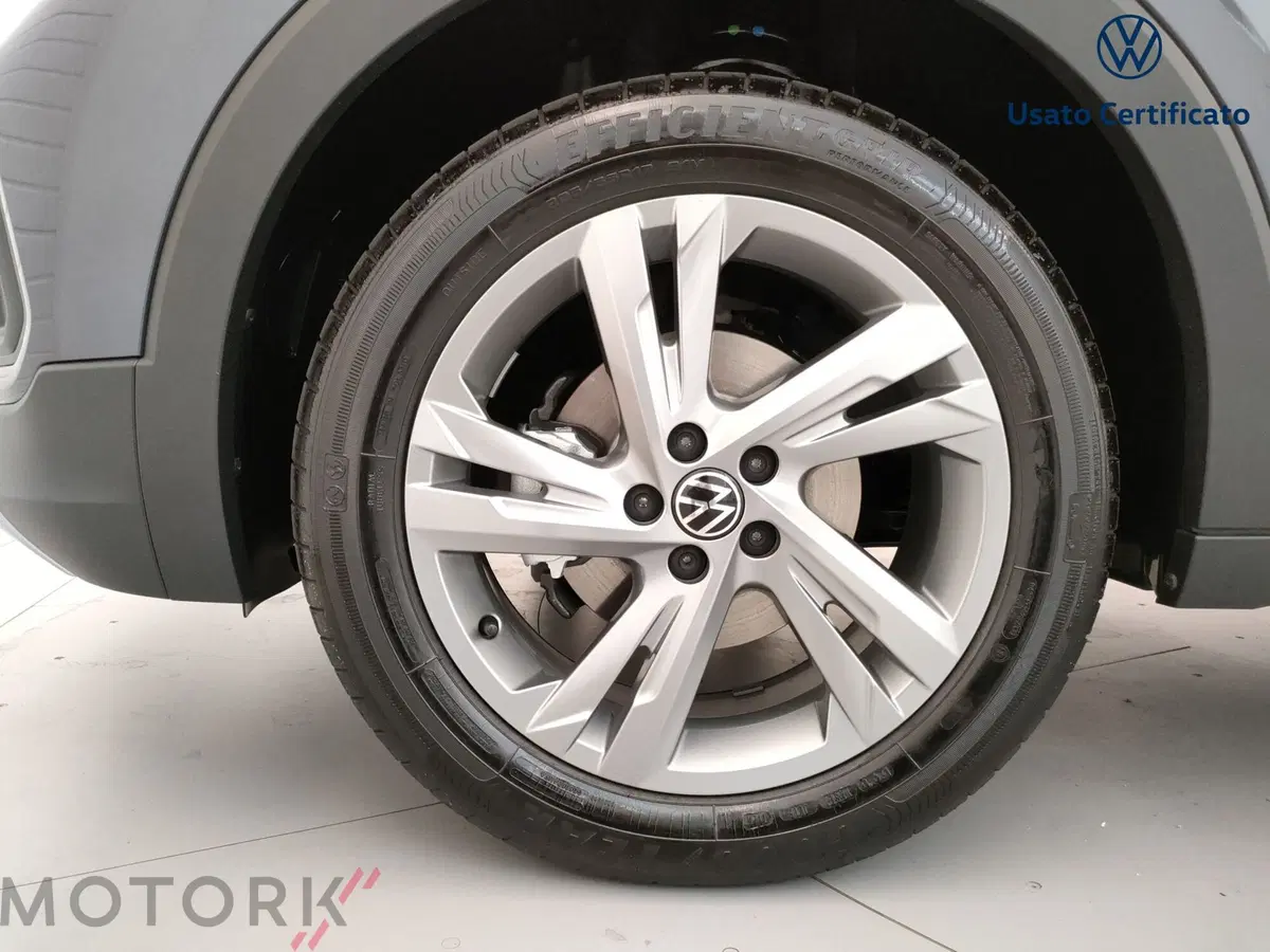 Volkswagen T-Cross nuova a Varese (6)