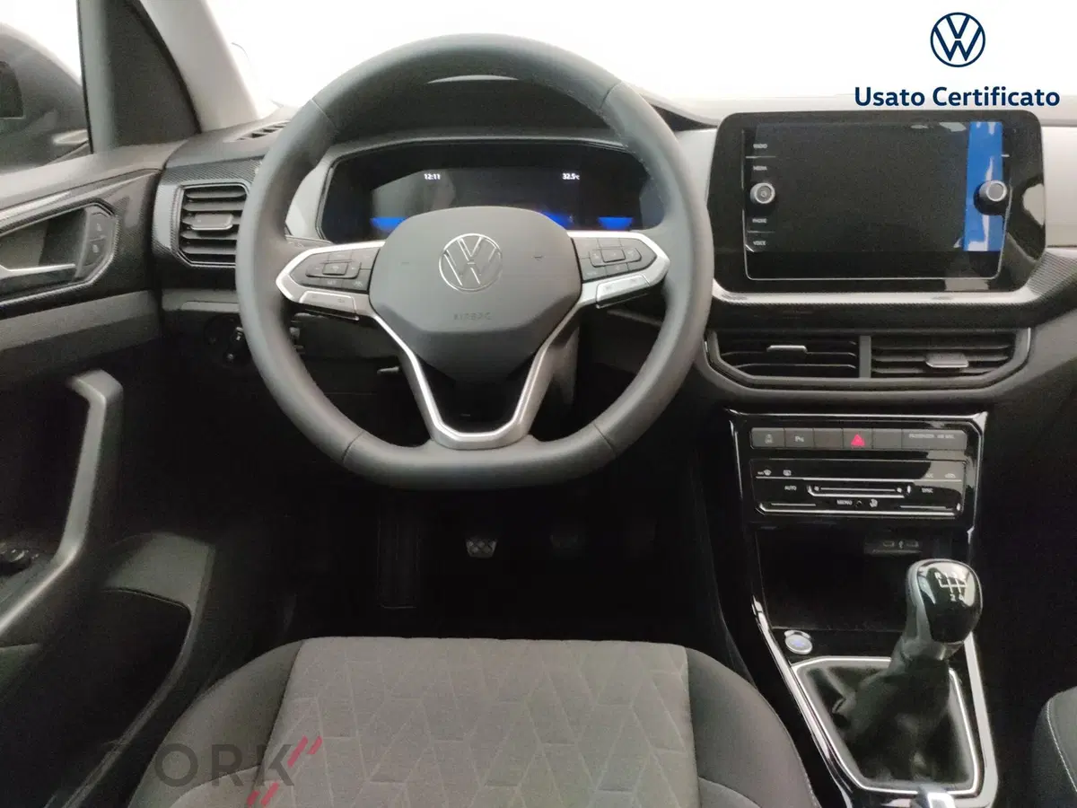 Volkswagen T-Cross nuova a Varese (11)