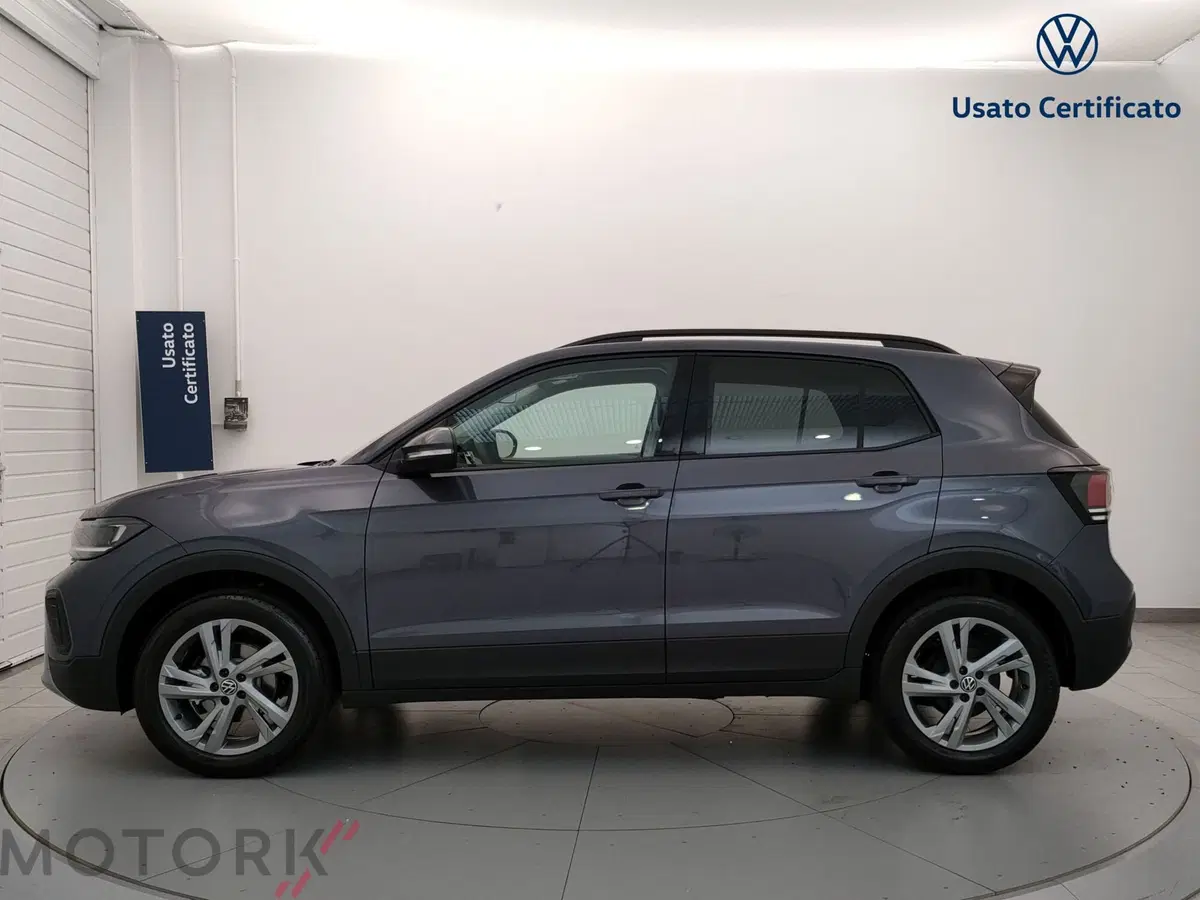 Volkswagen T-Cross nuova a Varese (3)