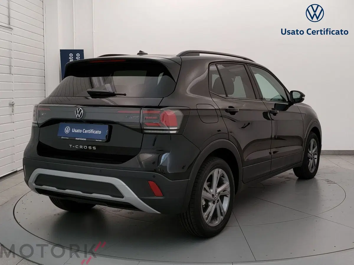 Volkswagen T-Cross nuova a Varese (5)