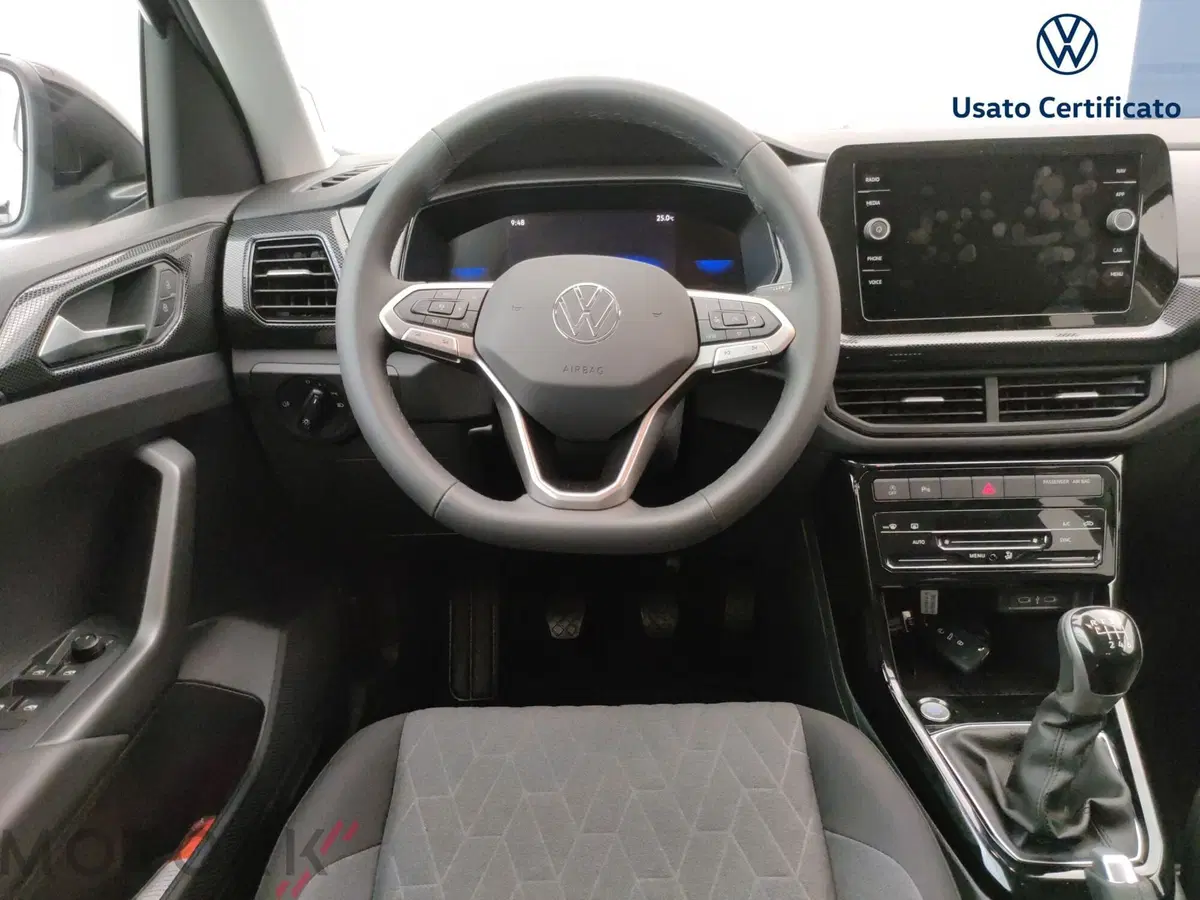 Volkswagen T-Cross nuova a Varese (12)