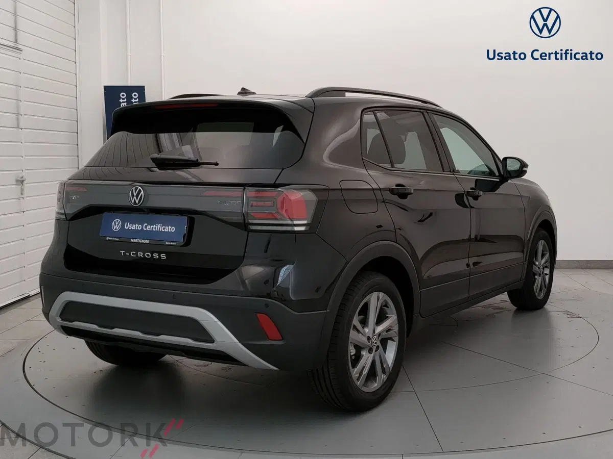 Volkswagen T-Cross nuova a Varese (5)