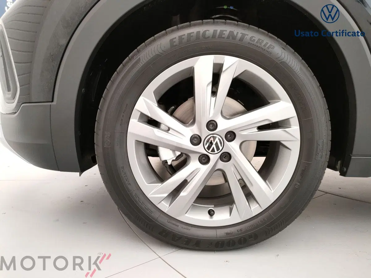 Volkswagen T-Cross nuova a Varese (6)