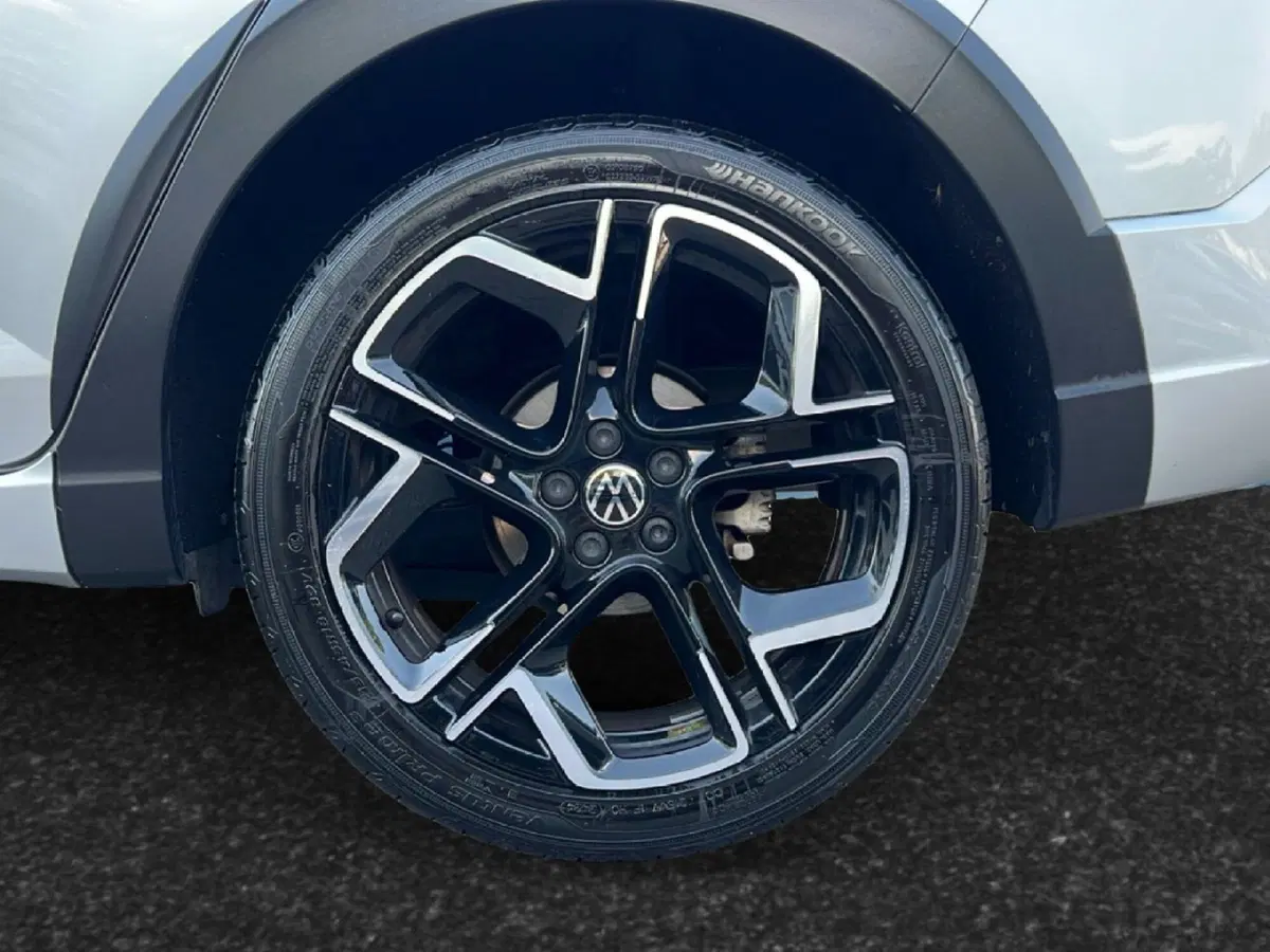 Volkswagen Taigo usata a Siena (9)