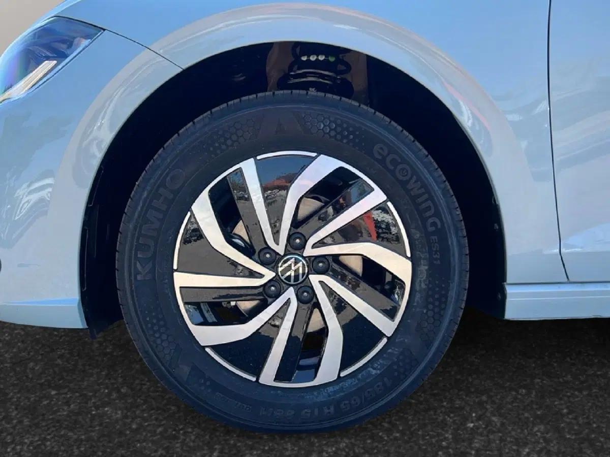 Volkswagen Polo nuova a Siena (9)