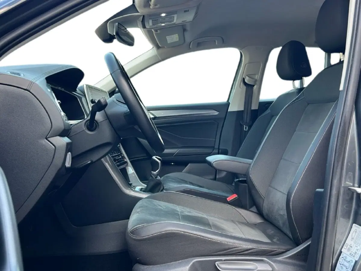 Volkswagen T-Roc usata a Grosseto (11)