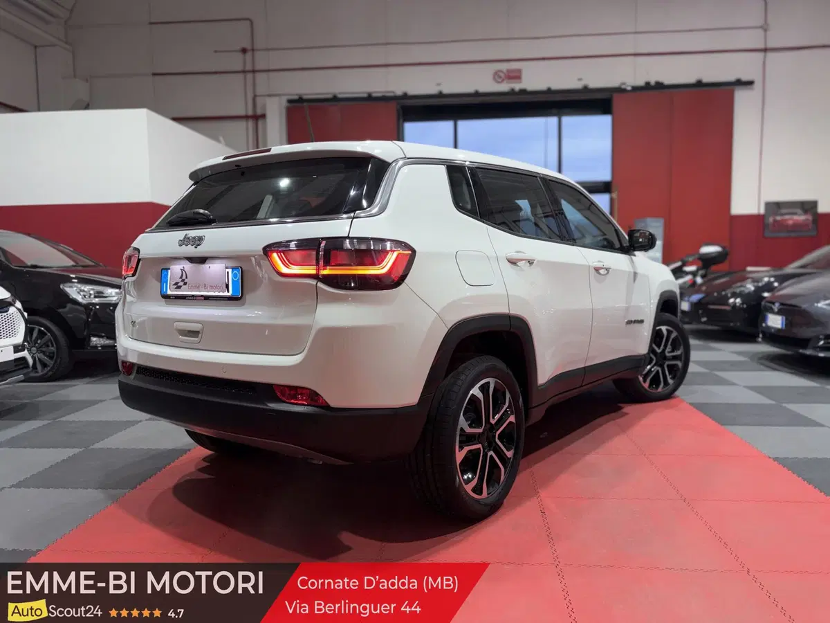 Jeep Compass nuova a Monza e Brianza (2)