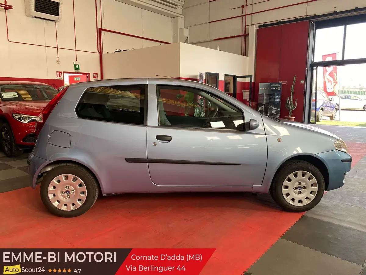 Fiat Punto usata a Monza e Brianza (3)