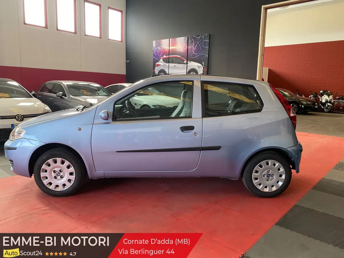Fiat Punto usata a Monza e Brianza (4)