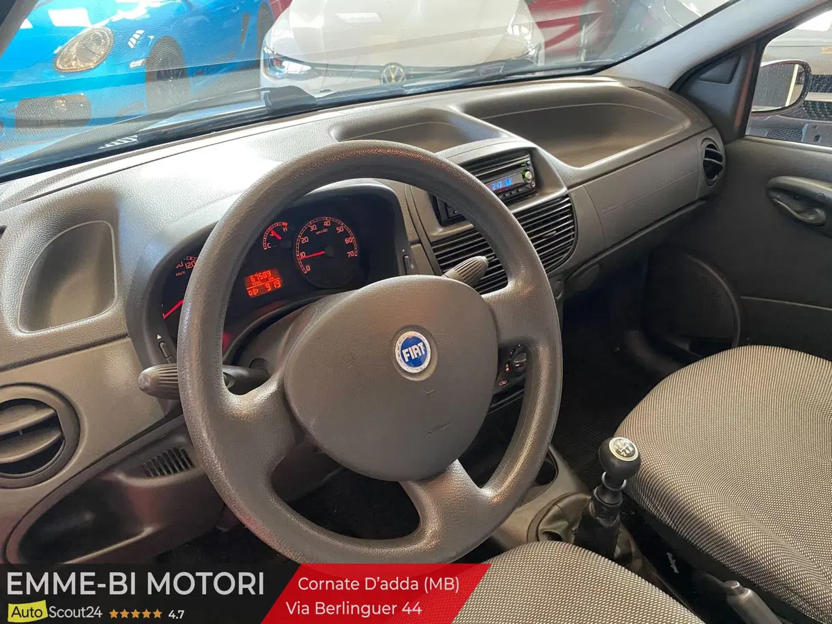 Fiat Punto usata a Monza e Brianza (7)