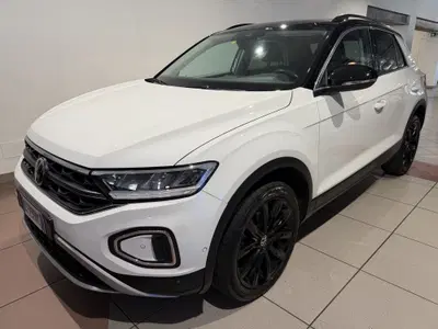 Volkswagen T-Roc 1.0 tsi Sport del 2023 usata a Genova