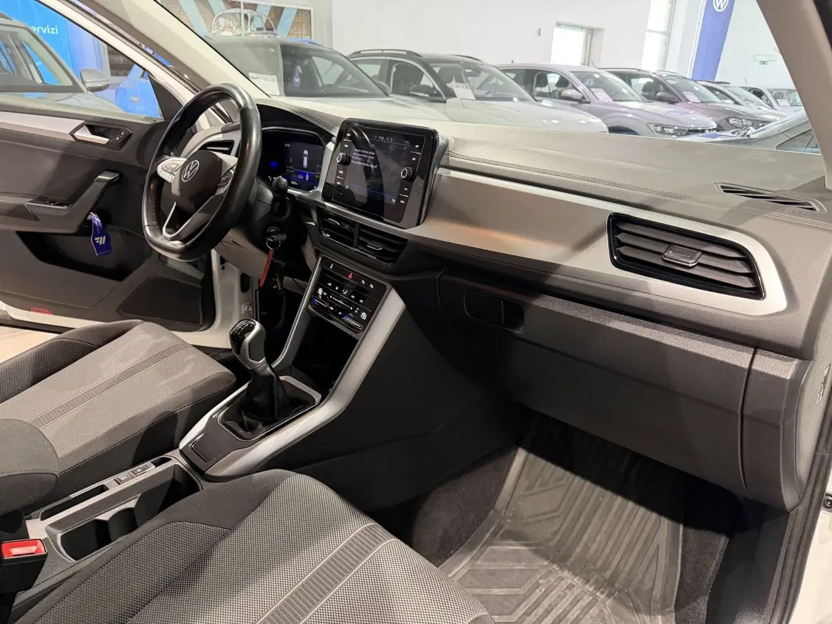 Volkswagen T-Roc usata a Genova (10)