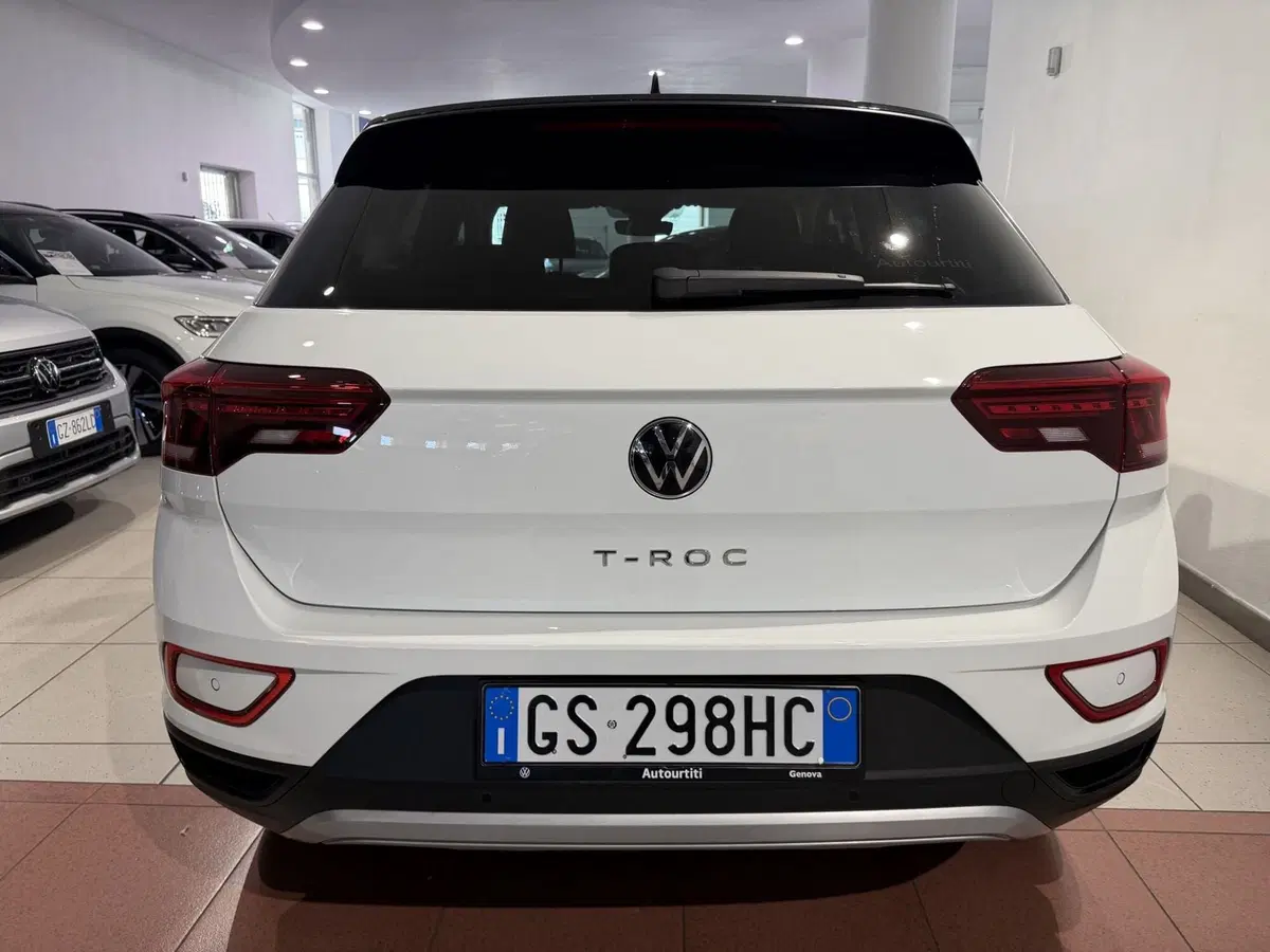 Volkswagen T-Roc usata a Genova (4)