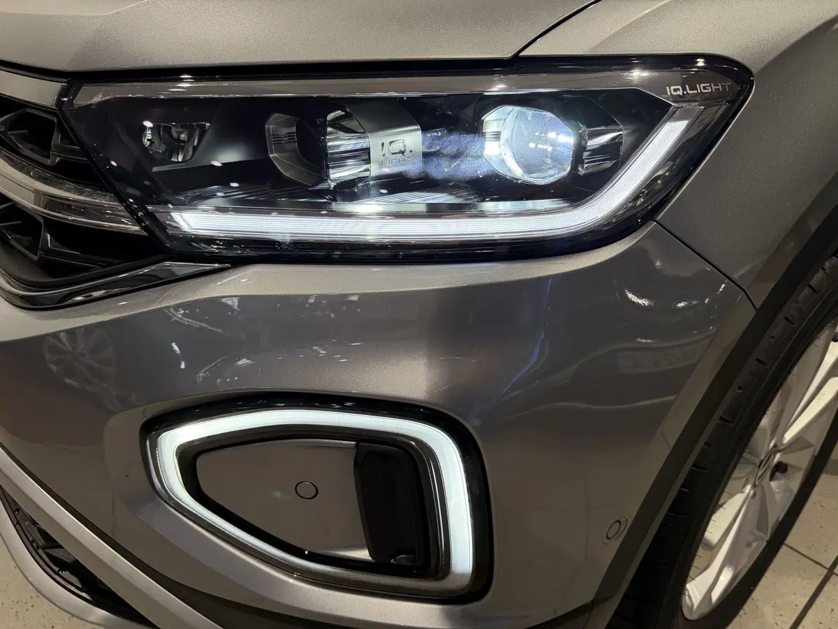 Volkswagen T-Roc usata a Genova (17)