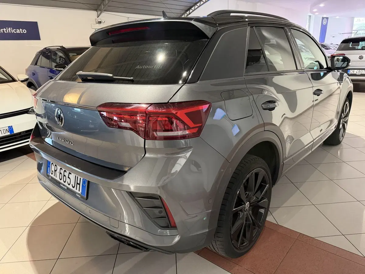 Volkswagen T-Roc usata a Genova (5)
