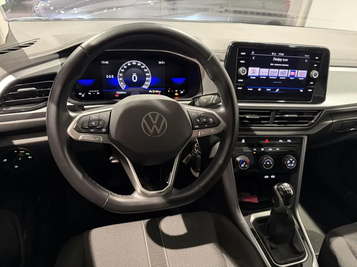Volkswagen T-Roc usata a Genova (11)