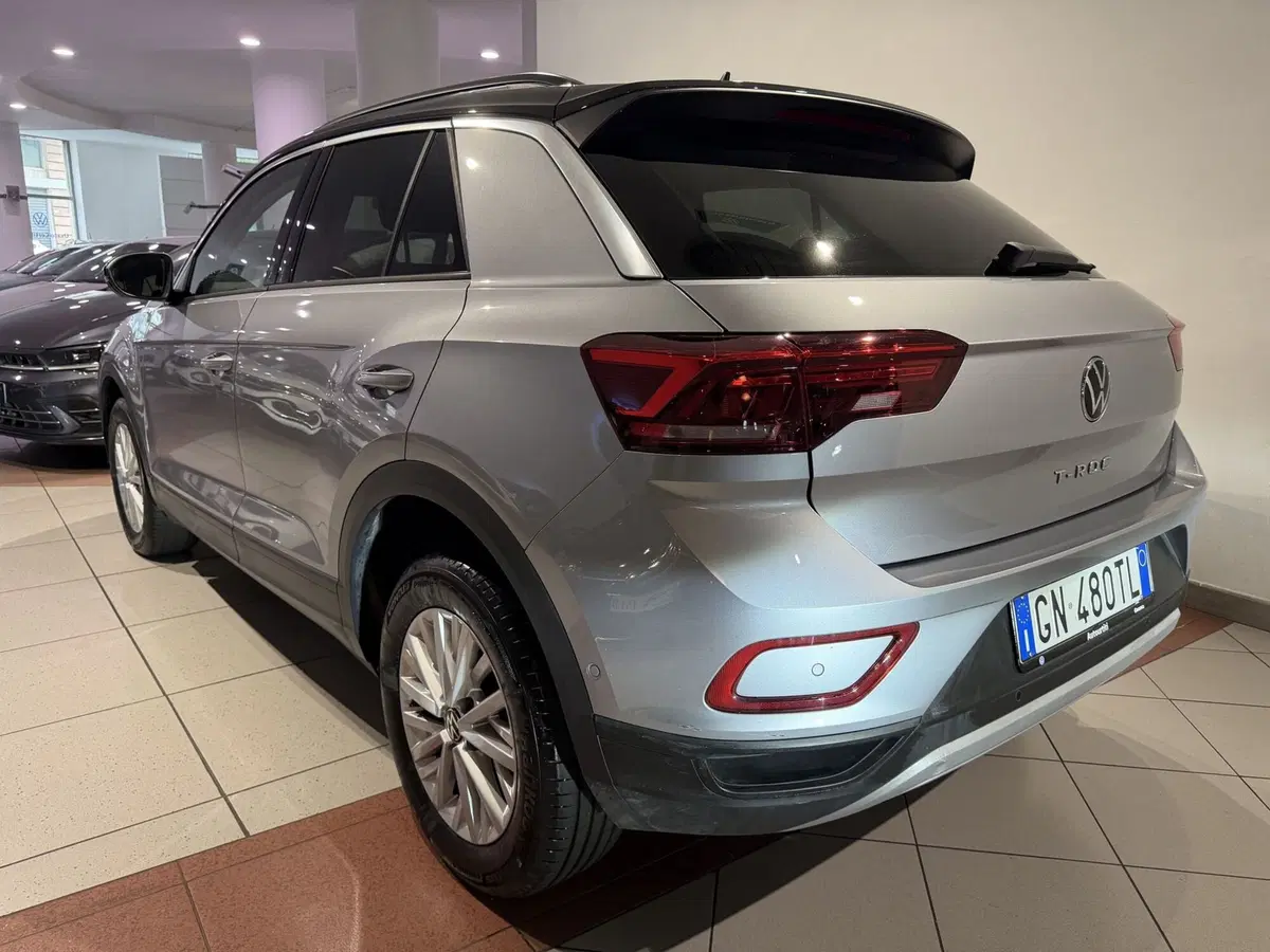 Volkswagen T-Roc usata a Genova (3)