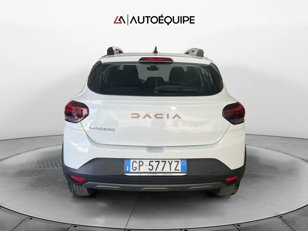 Dacia Sandero usata a Roma (4)