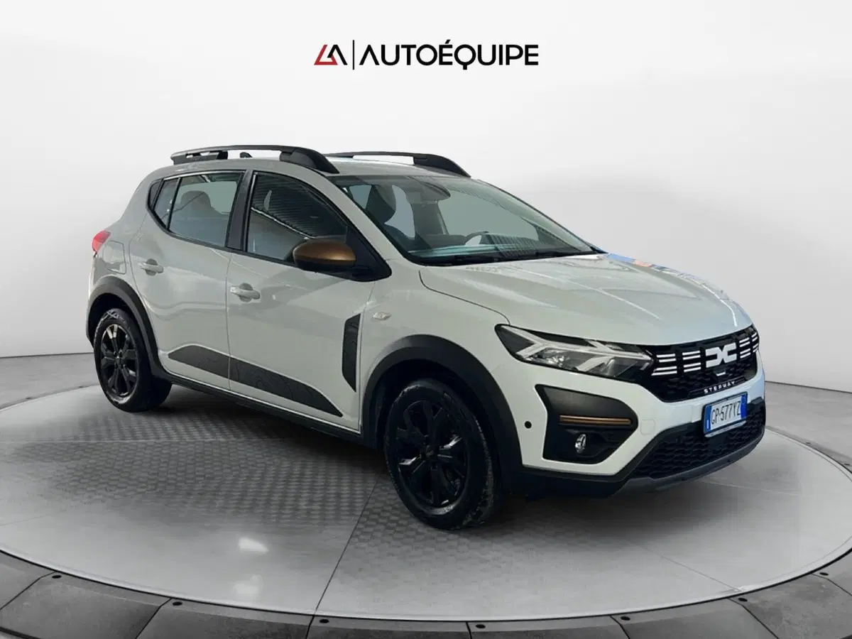 Dacia Sandero usata a Roma (7)