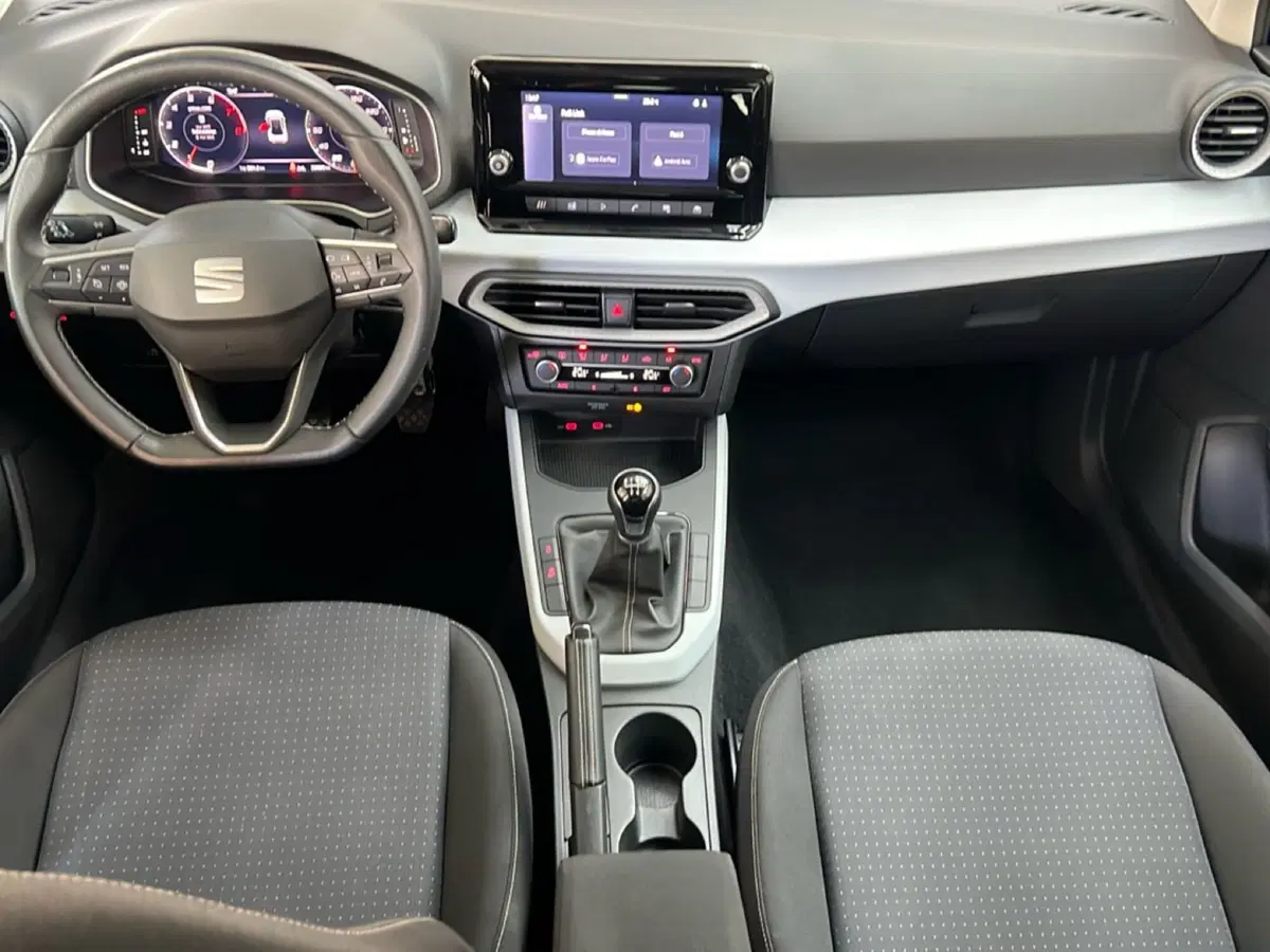 SEAT Arona usata a Roma (11)