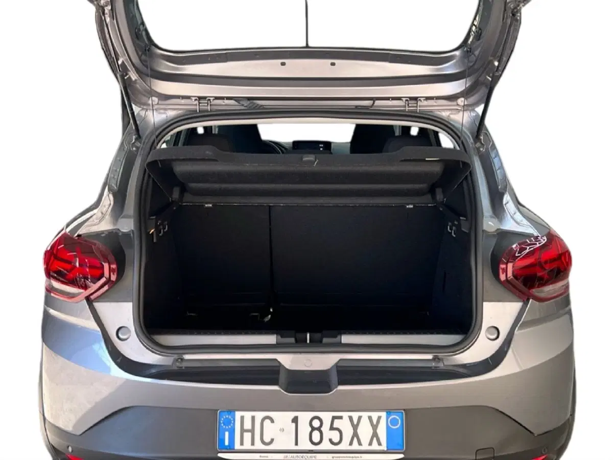 Dacia Sandero usata a Roma (10)