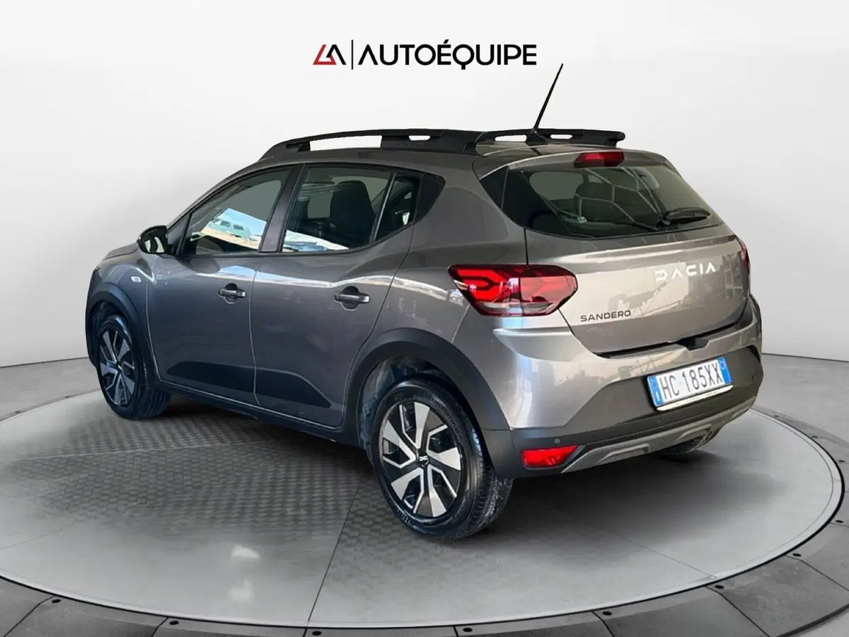Dacia Sandero usata a Roma (3)