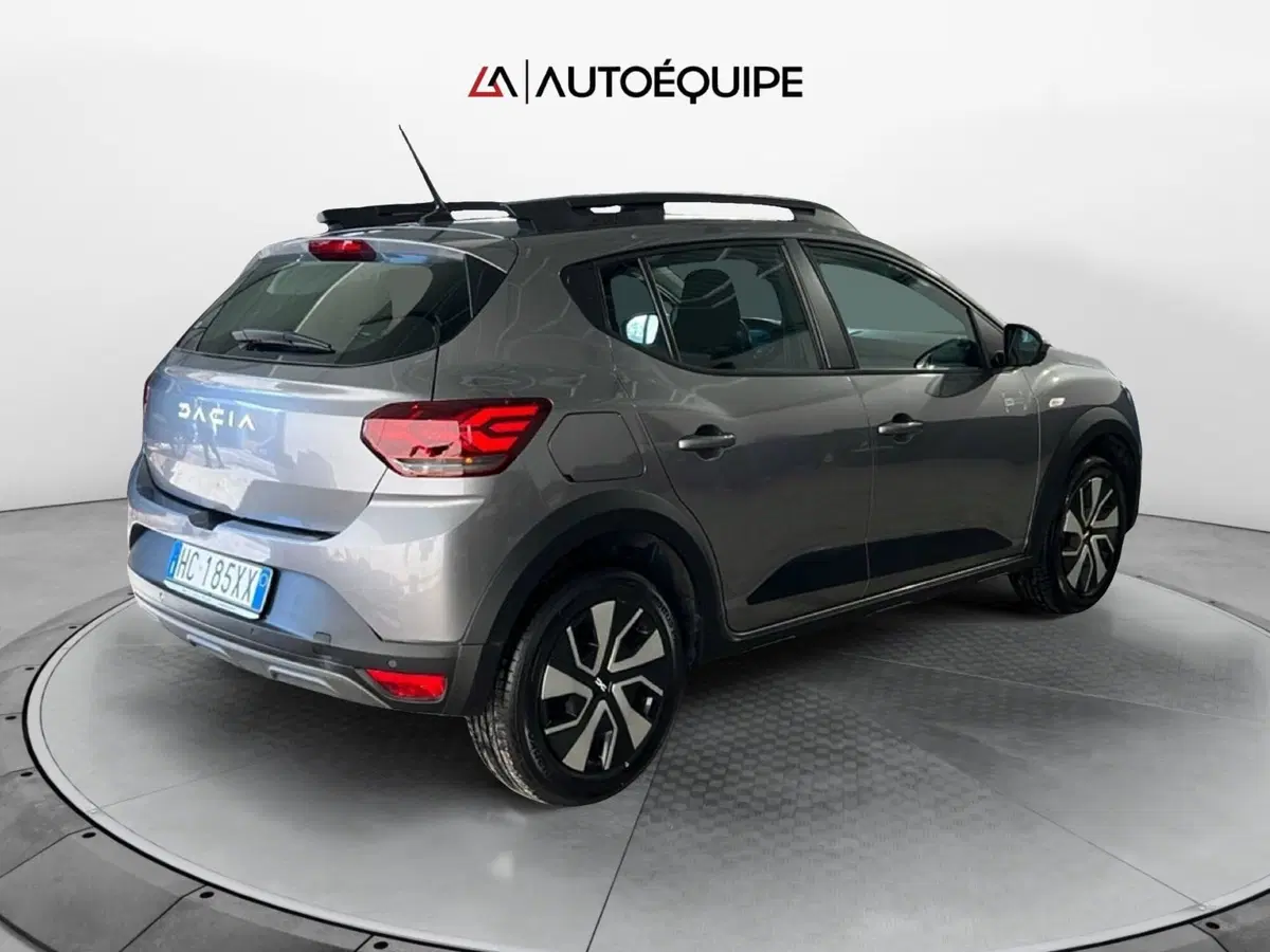 Dacia Sandero usata a Roma (5)