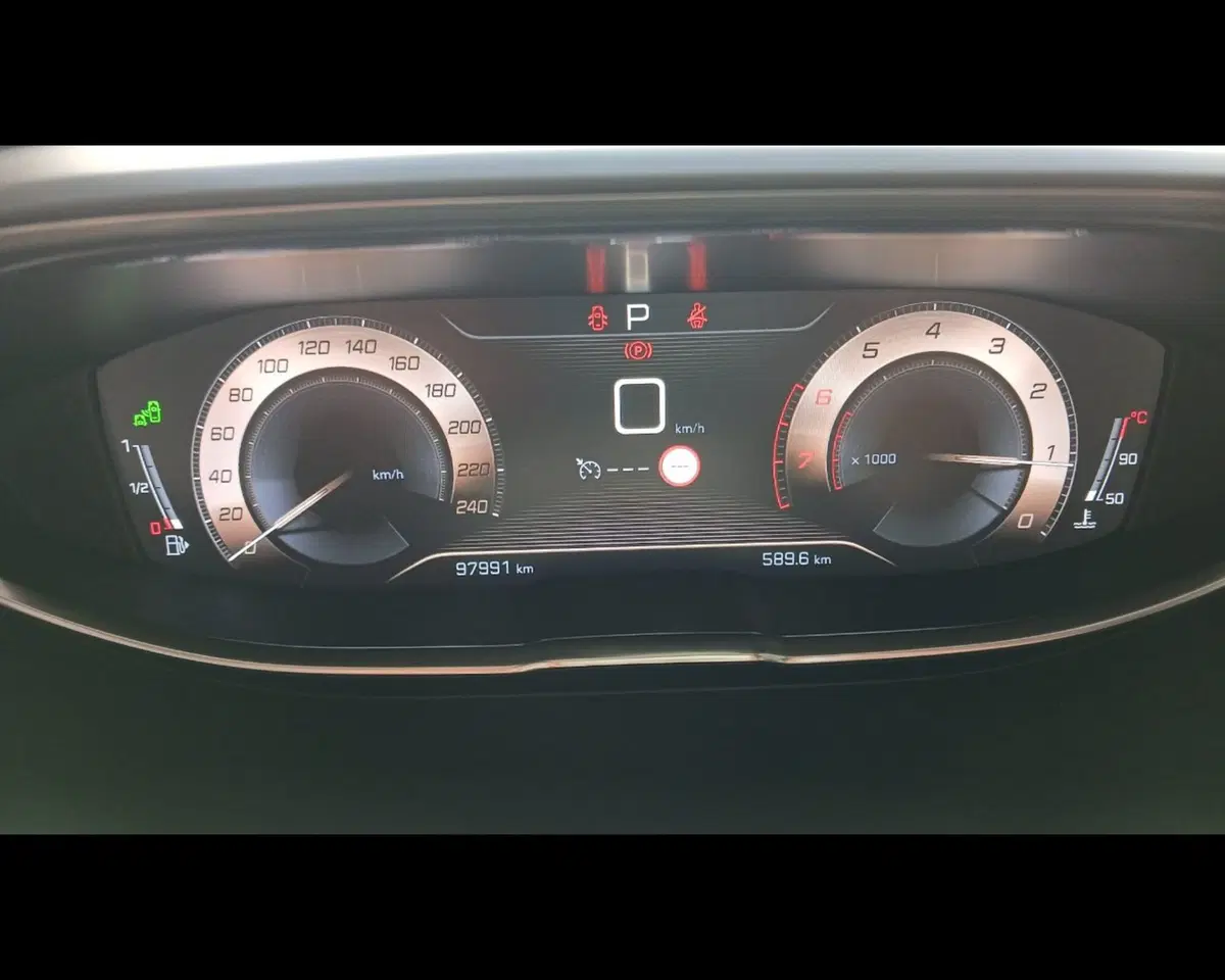 Peugeot 5008 usata a Alessandria (6)